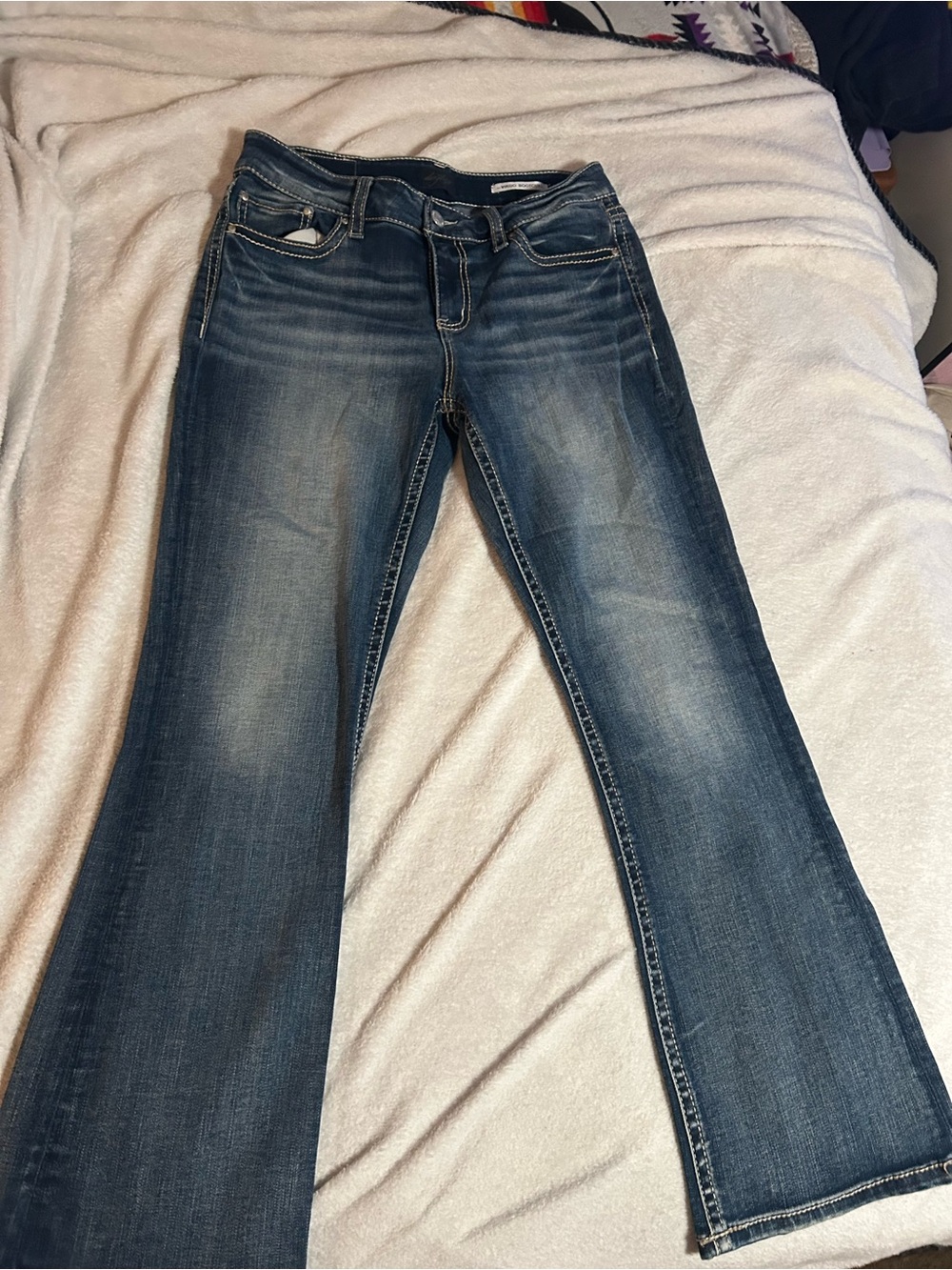 Daytrip Dark Blue Boot Cut Jeans with Fading